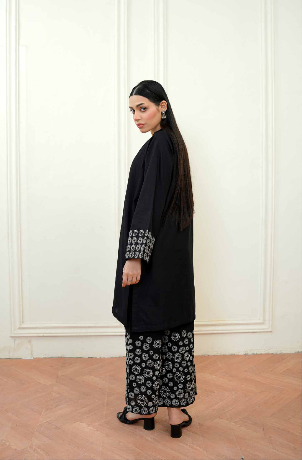 2 Pcs -  Premium Embroidered Signature Black