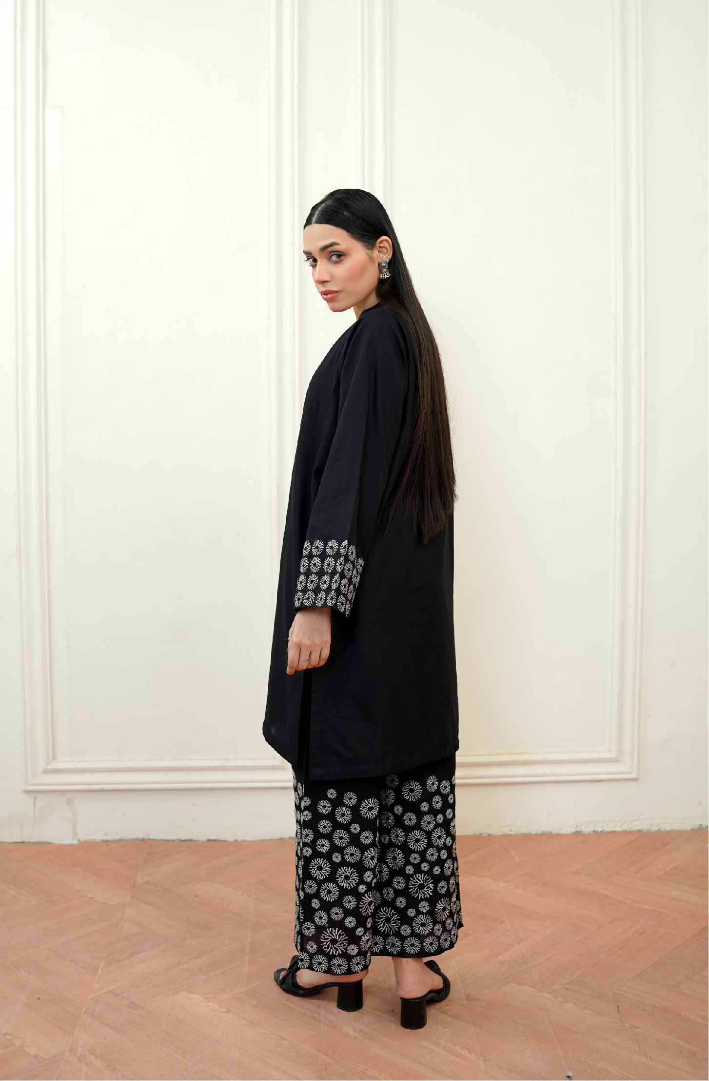 2 Pcs -  Premium Embroidered Signature Black