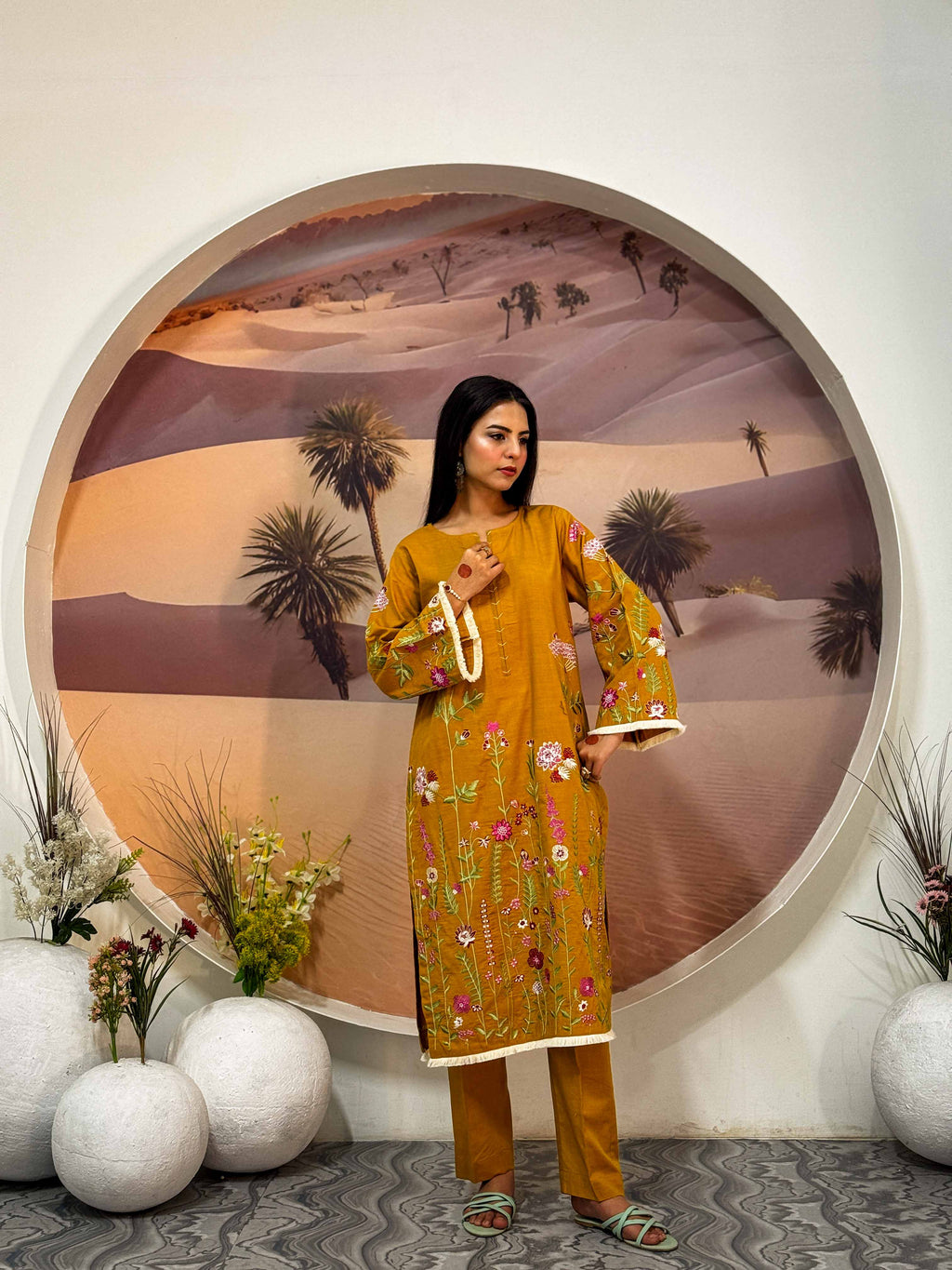 2 Pcs - Premium Embroidered Mustard Muse